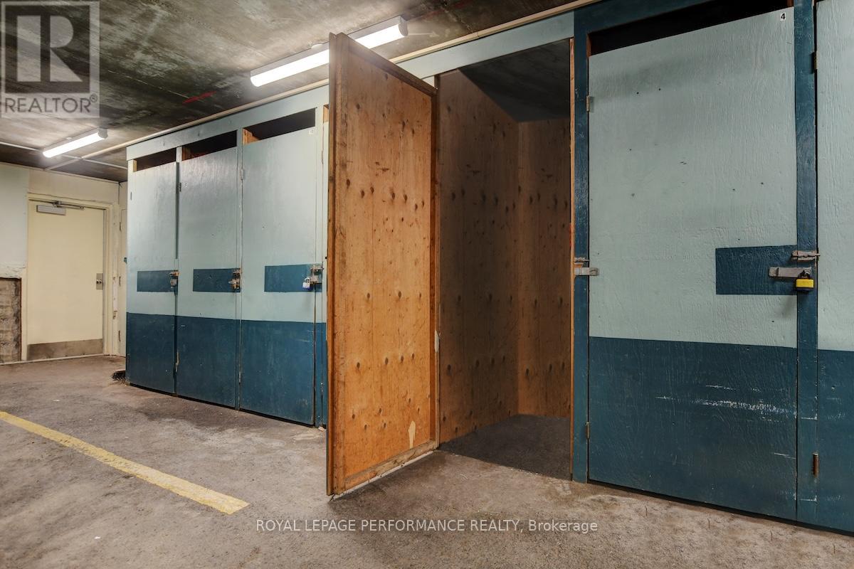 3 - 2 Columbus Avenue, Ottawa, Ontario  K1K 1R3 - Photo 32 - X12491390