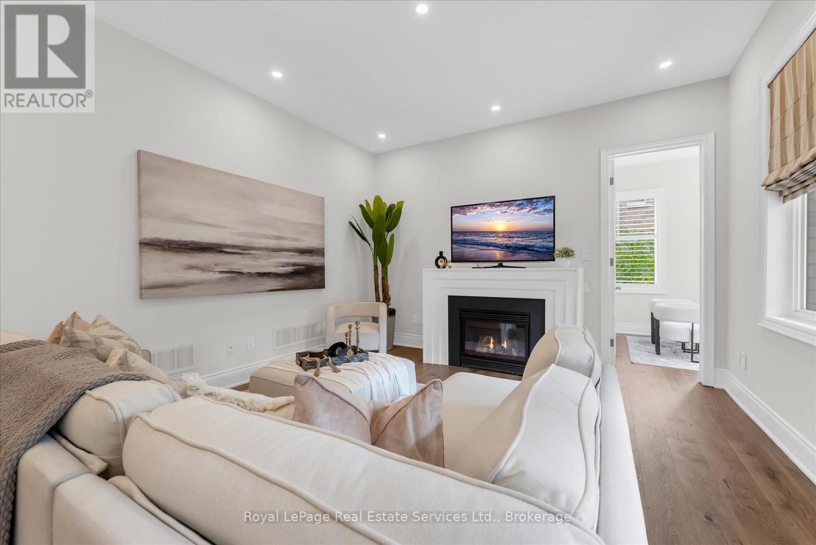 3340 Mistwell Crescent, Oakville, Ontario  L6L 0A3 - Photo 14 - W12491100