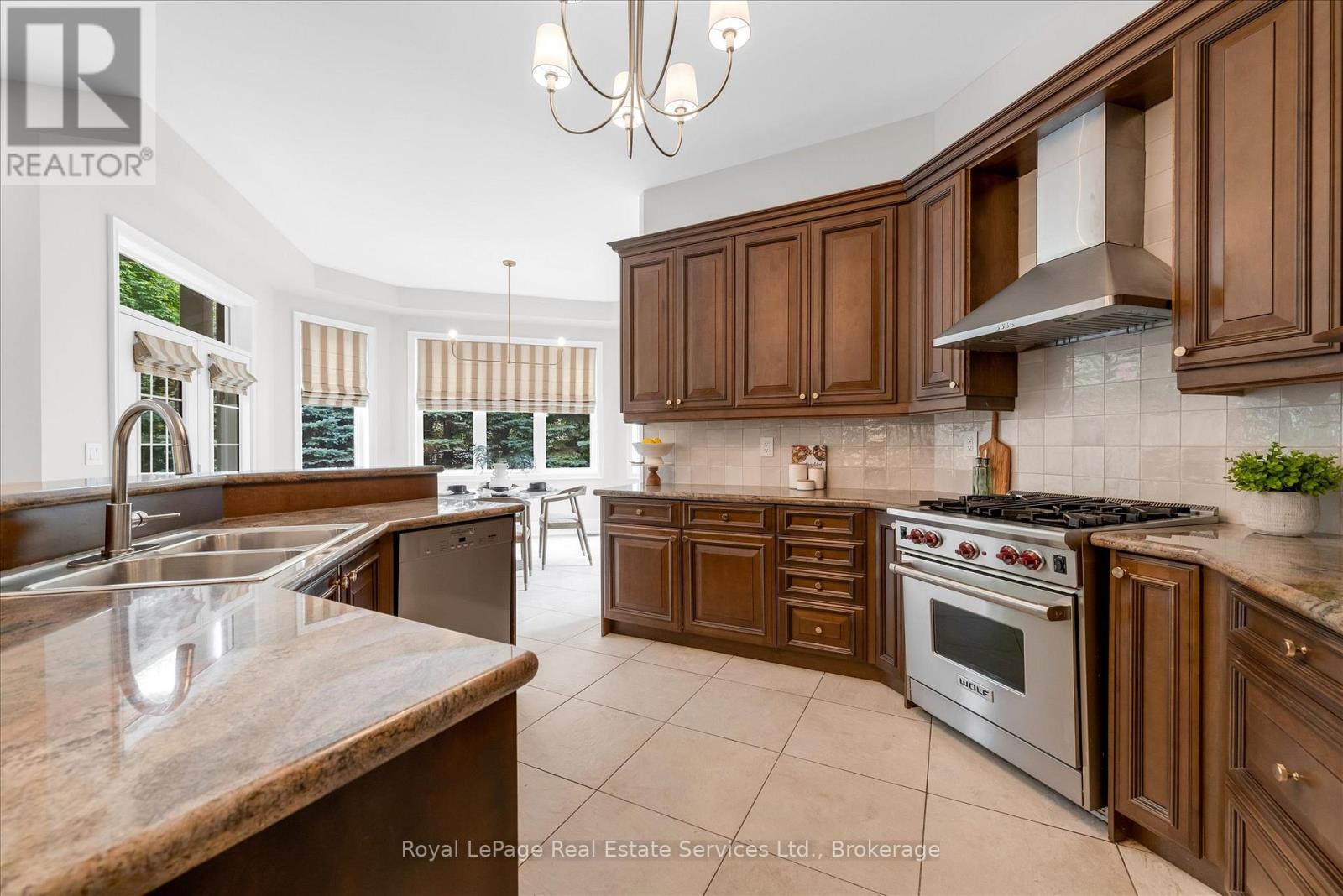 3340 Mistwell Crescent, Oakville, Ontario  L6L 0A3 - Photo 20 - W12491100