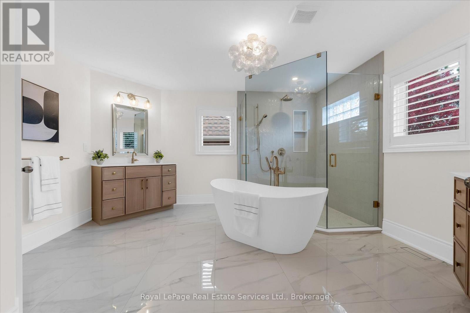 3340 Mistwell Crescent, Oakville, Ontario  L6L 0A3 - Photo 27 - W12491100