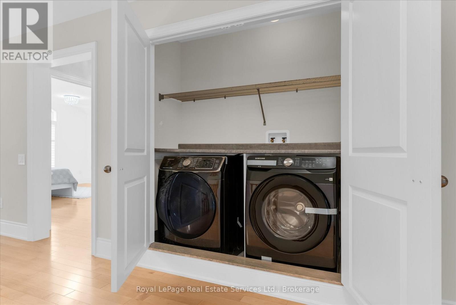 3340 Mistwell Crescent, Oakville, Ontario  L6L 0A3 - Photo 28 - W12491100