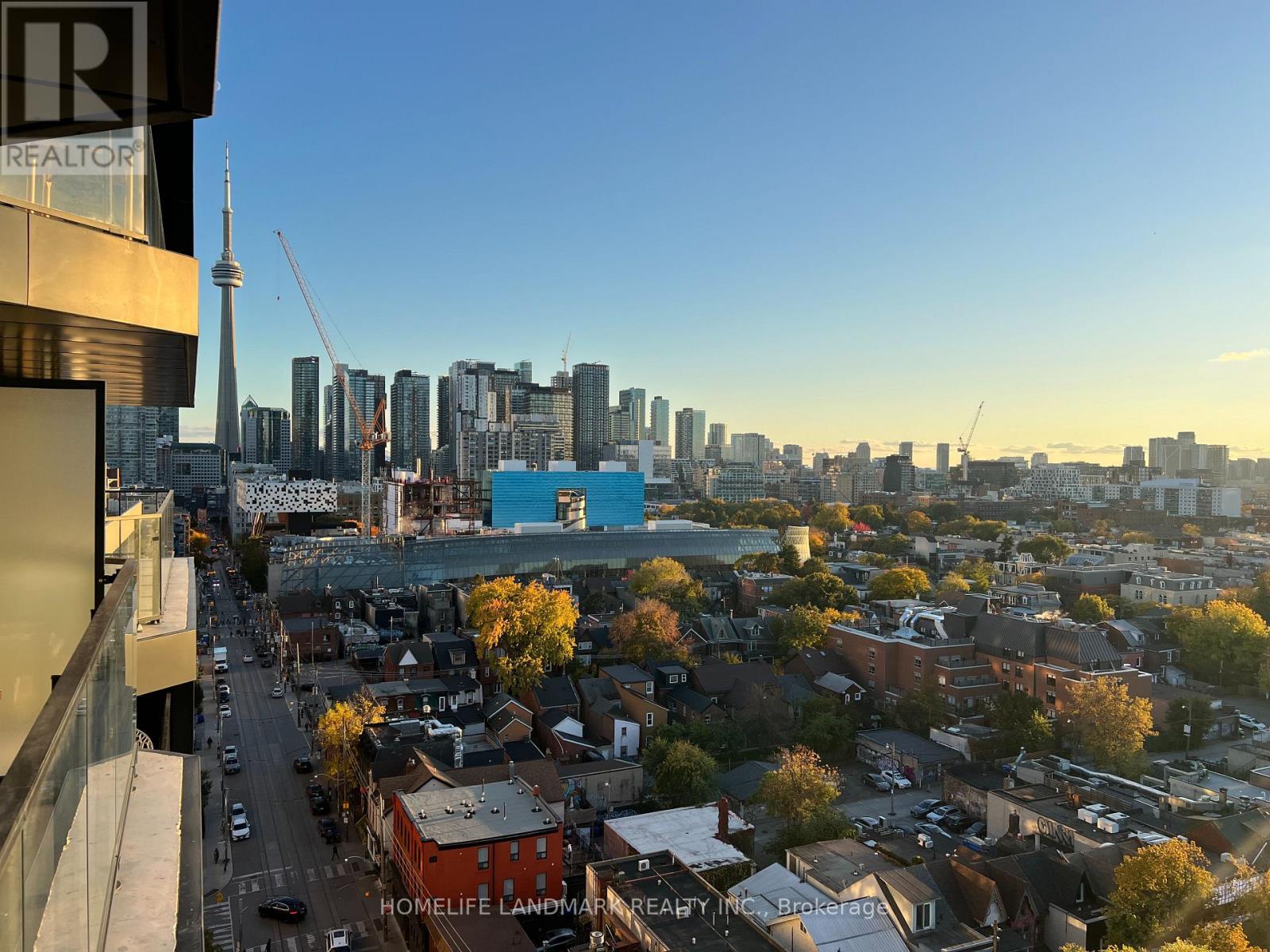 1314 - 195 Mccaul Street, Toronto, Ontario  M5T 0E5 - Photo 2 - C12490962