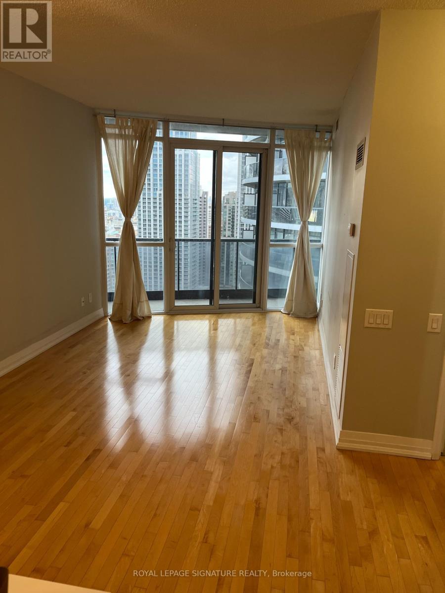 3005 - 25 Carlton Street, Toronto, Ontario  M5B 1L4 - Photo 3 - C12491018