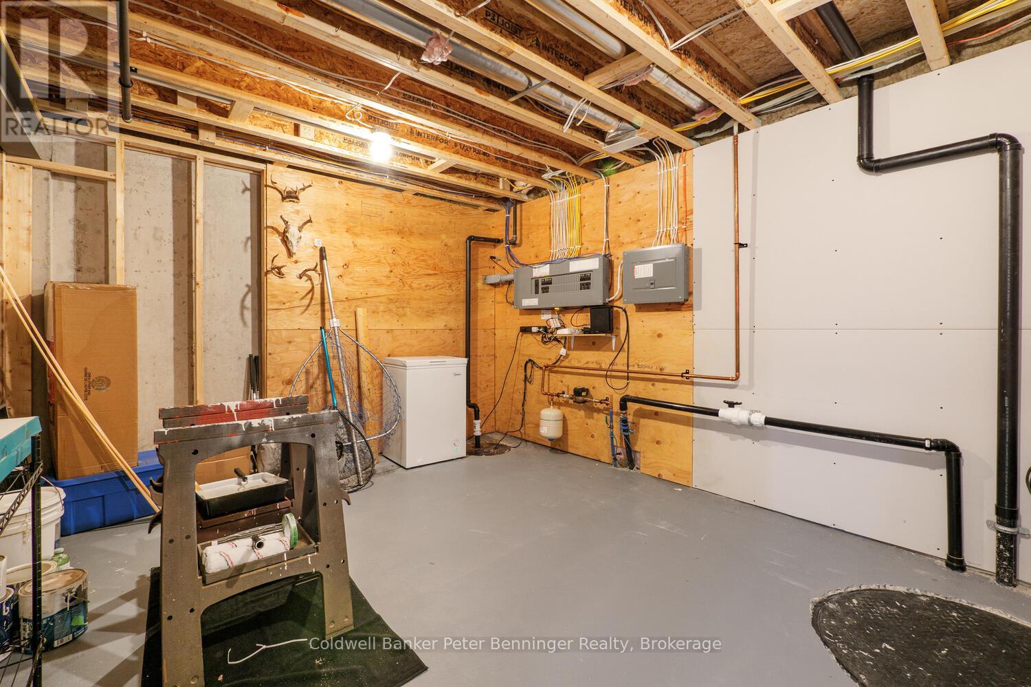 419 Park Street W, West Grey, Ontario  N0G 1R0 - Photo 34 - X12473727