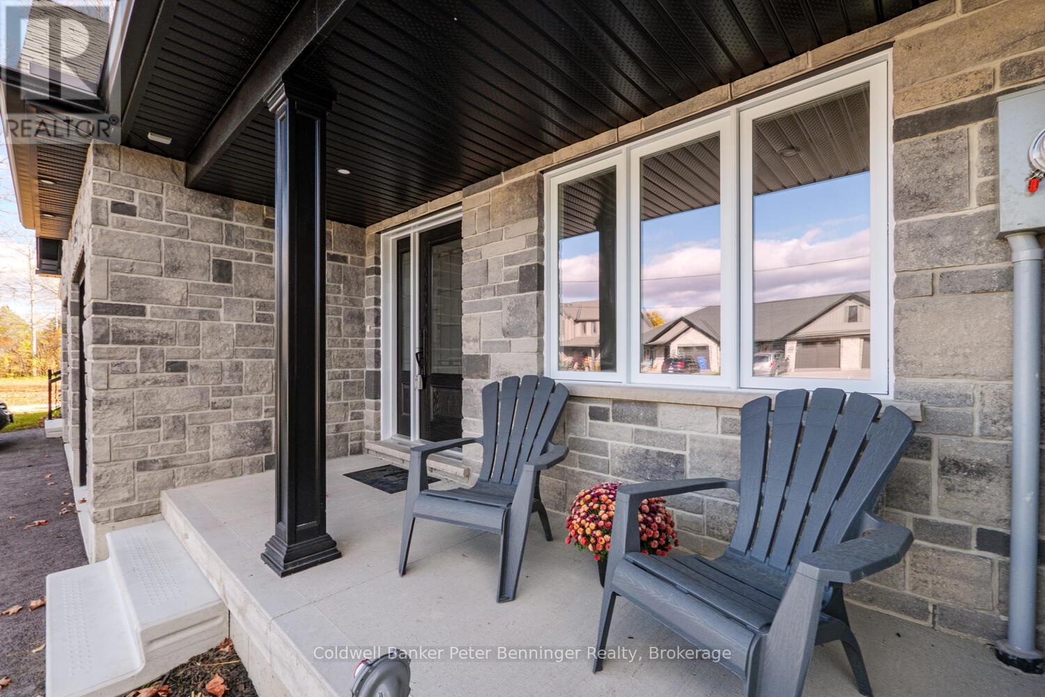 419 Park Street W, West Grey, Ontario  N0G 1R0 - Photo 7 - X12473727