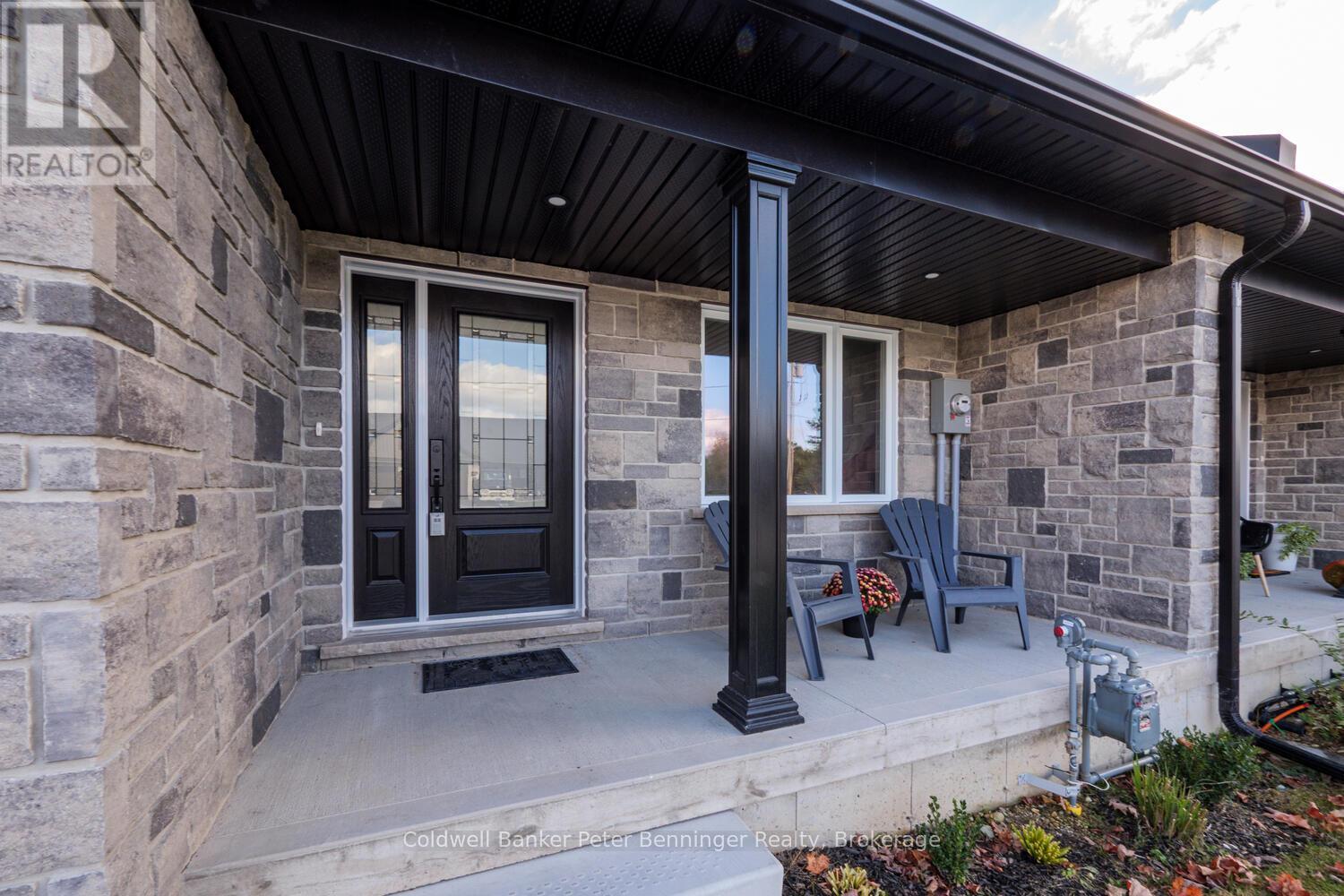 419 Park Street W, West Grey, Ontario  N0G 1R0 - Photo 6 - X12473727