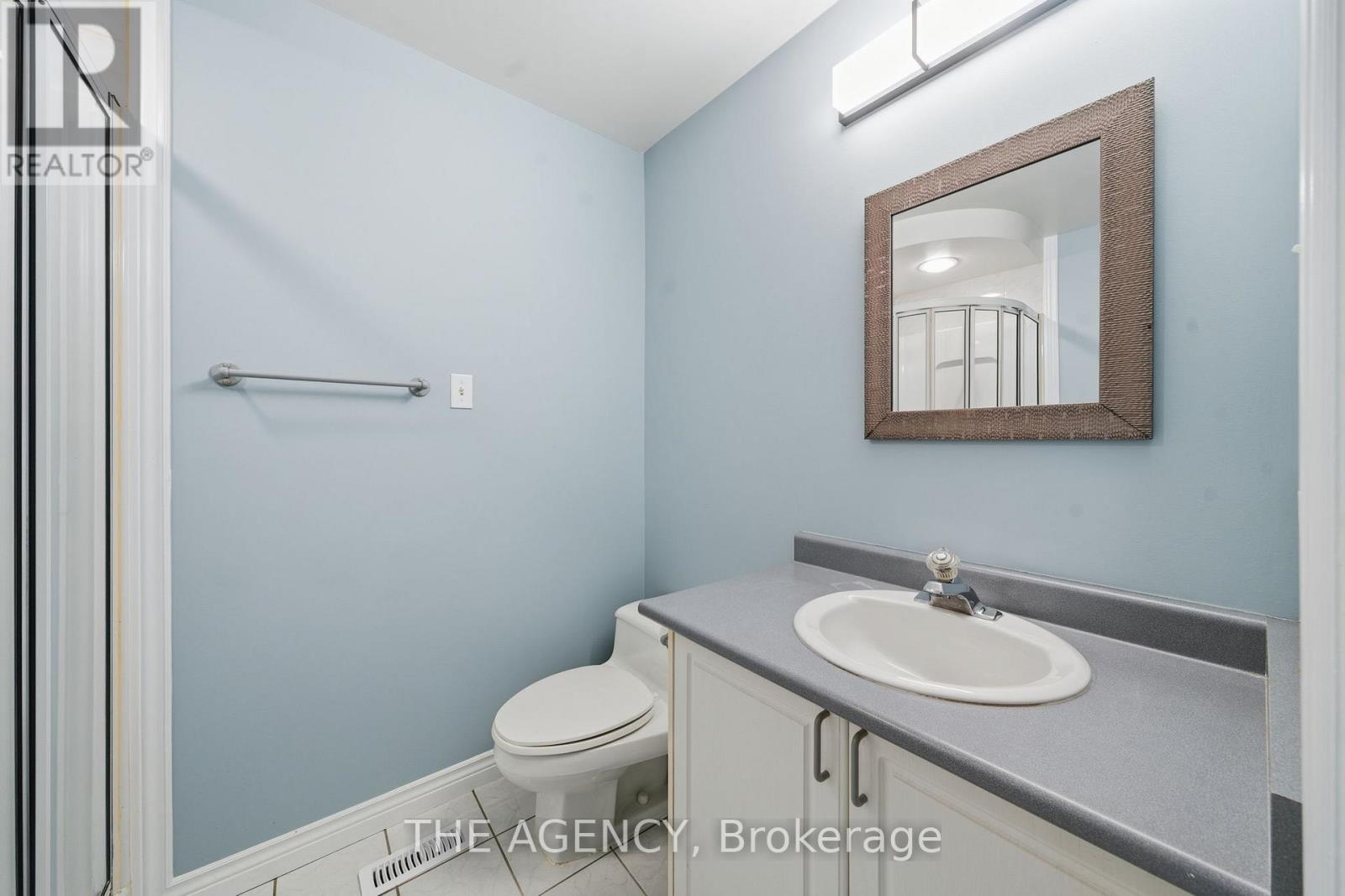 8a Maryland Boulevard, Toronto, Ontario  M4C 5C9 - Photo 24 - E12487856