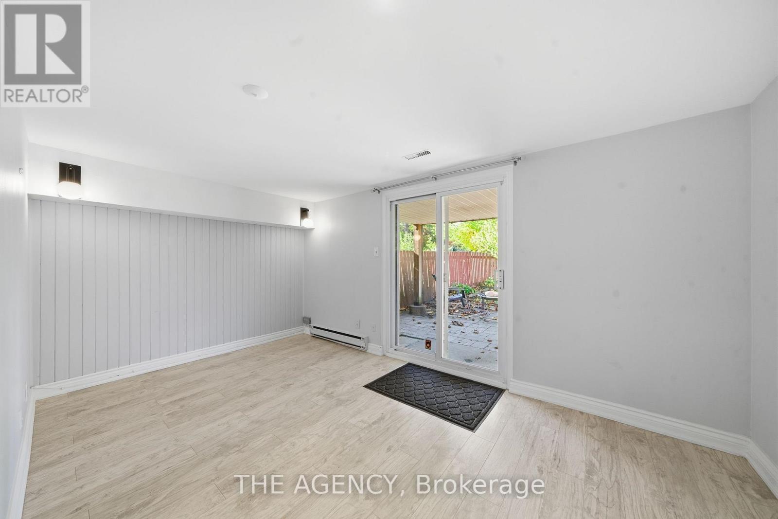 8a Maryland Boulevard, Toronto, Ontario  M4C 5C9 - Photo 33 - E12487856