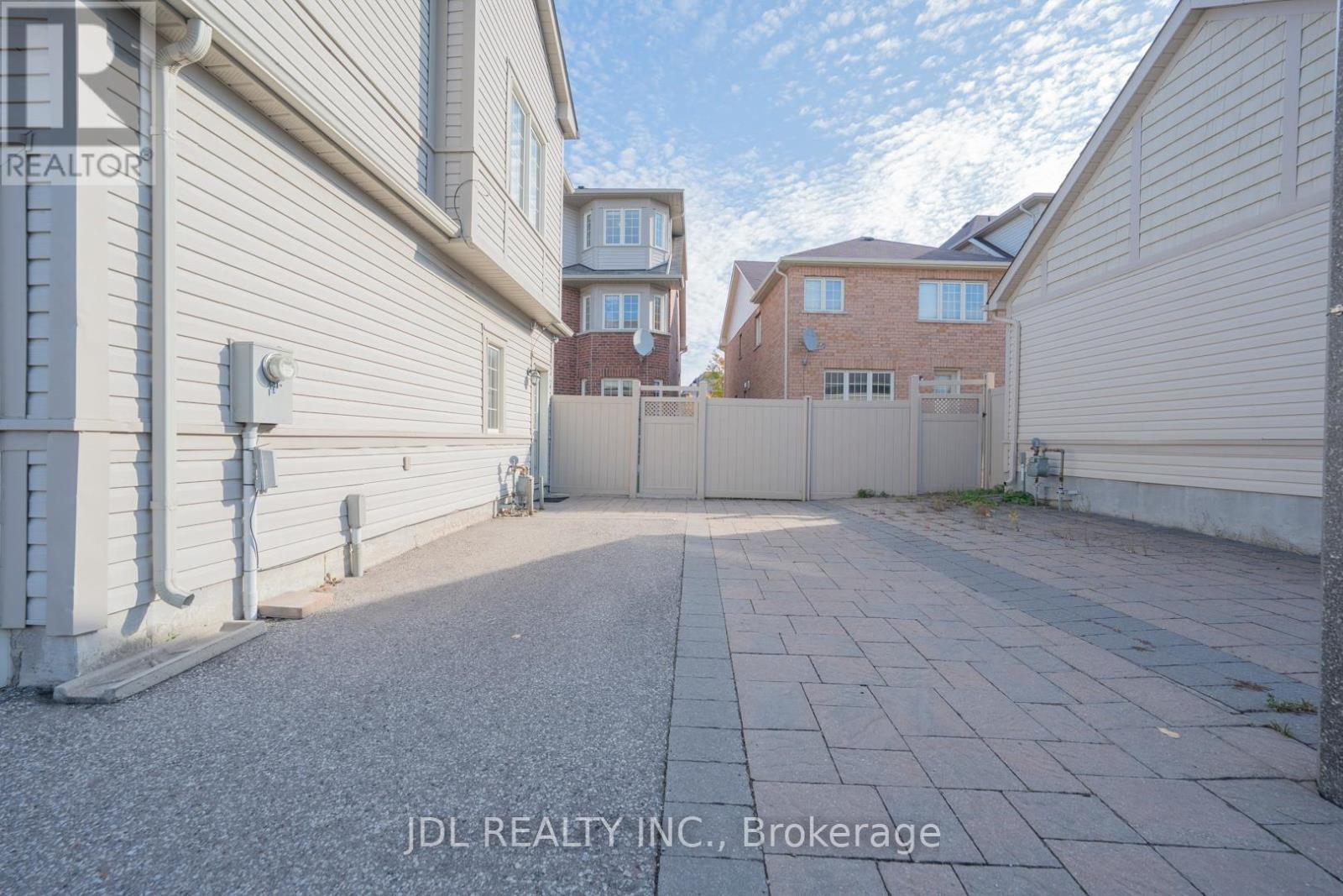 14 Duncan Road, Markham, Ontario  L6B 0T4 - Photo 38 - N12489368