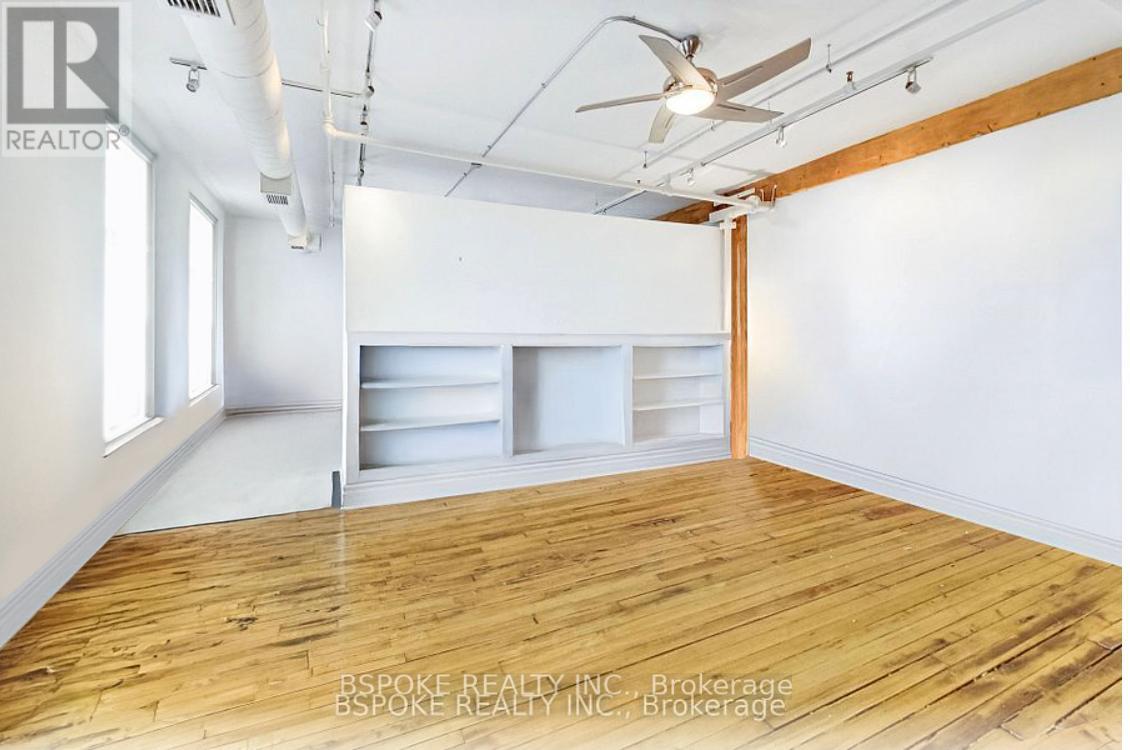 18 - 121 Prescott Avenue, Toronto, Ontario  M6N 3G8 - Photo 8 - W12460034