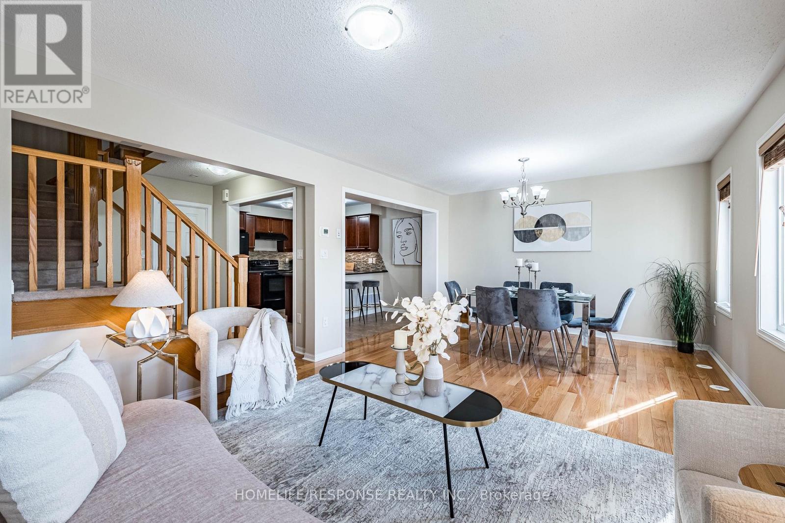 941 Hasselfeldt Heights, Milton (Co Coates), Ontario  L9T 0M5 - Photo 10 - W12468004