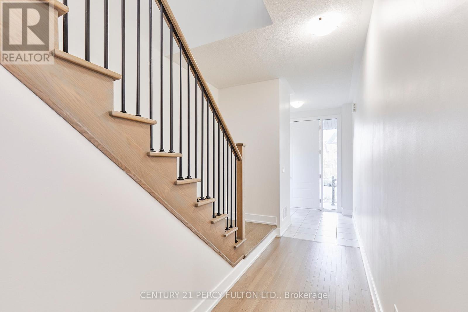 47 Dorian Drive, Whitby, Ontario  L1P 0L6 - Photo 3 - E12491002