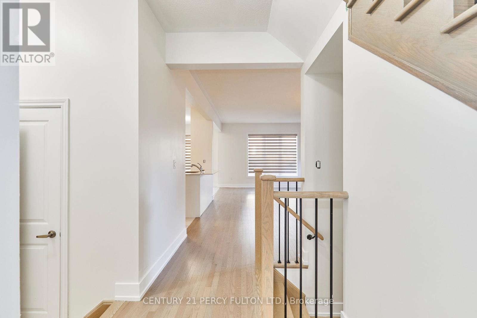 47 Dorian Drive, Whitby, Ontario  L1P 0L6 - Photo 5 - E12491002