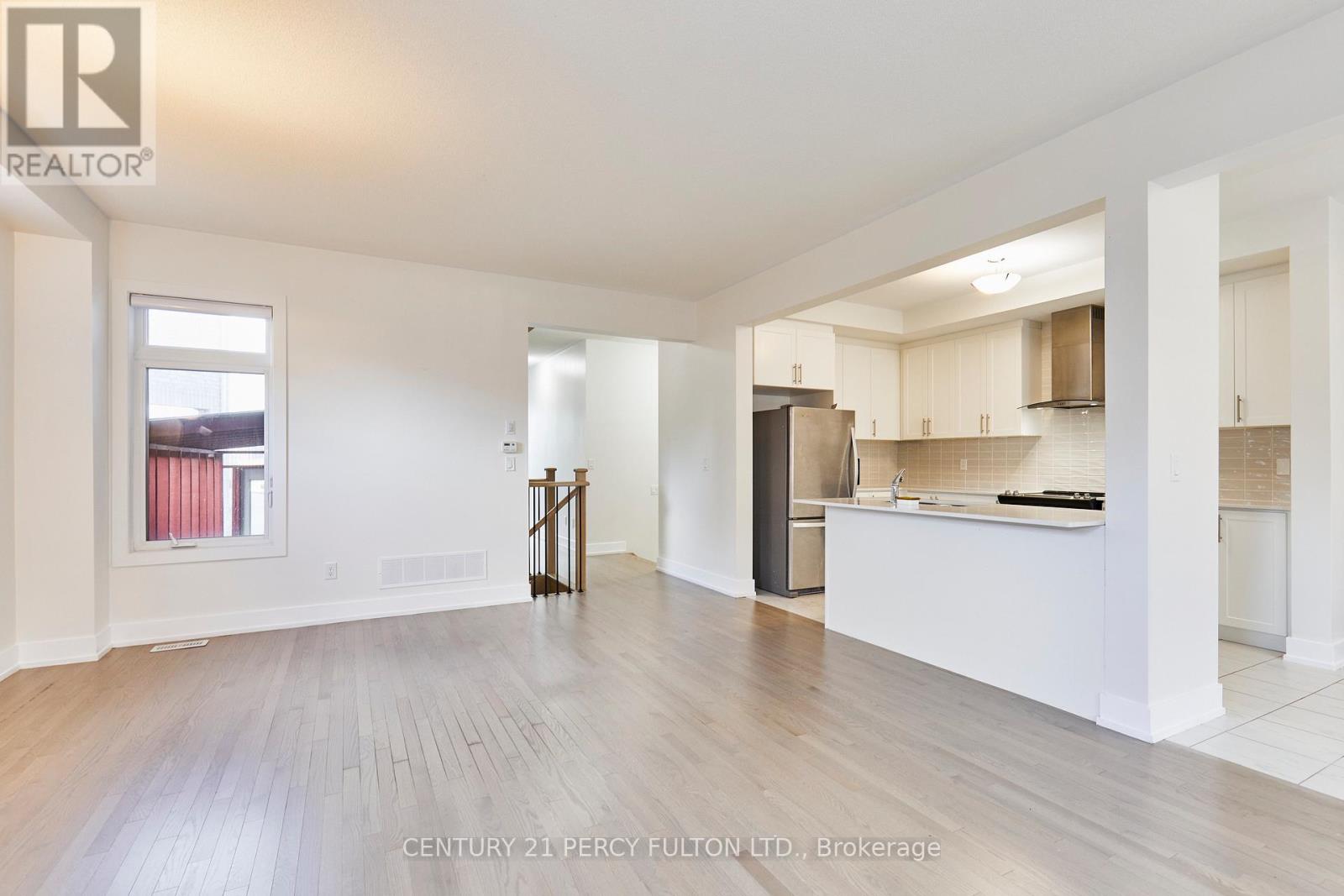 47 Dorian Drive, Whitby, Ontario  L1P 0L6 - Photo 9 - E12491002