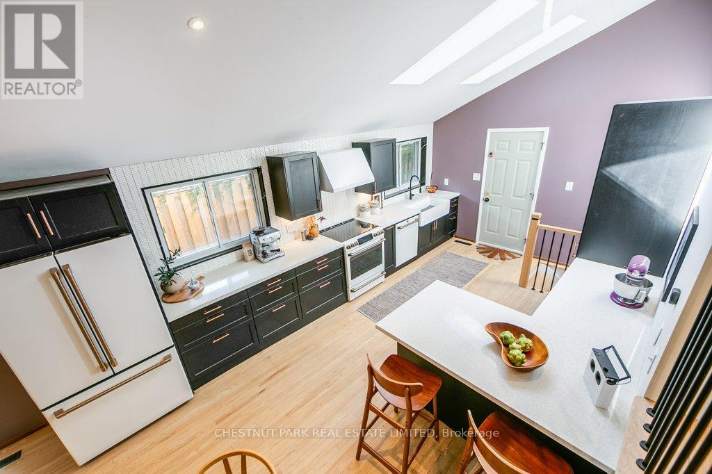 44 Brookridge Drive, Toronto, Ontario  M1P 3M5 - Photo 10 - E12491016