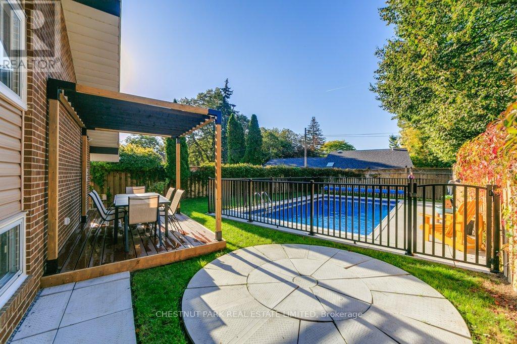 44 Brookridge Drive, Toronto, Ontario  M1P 3M5 - Photo 21 - E12491016