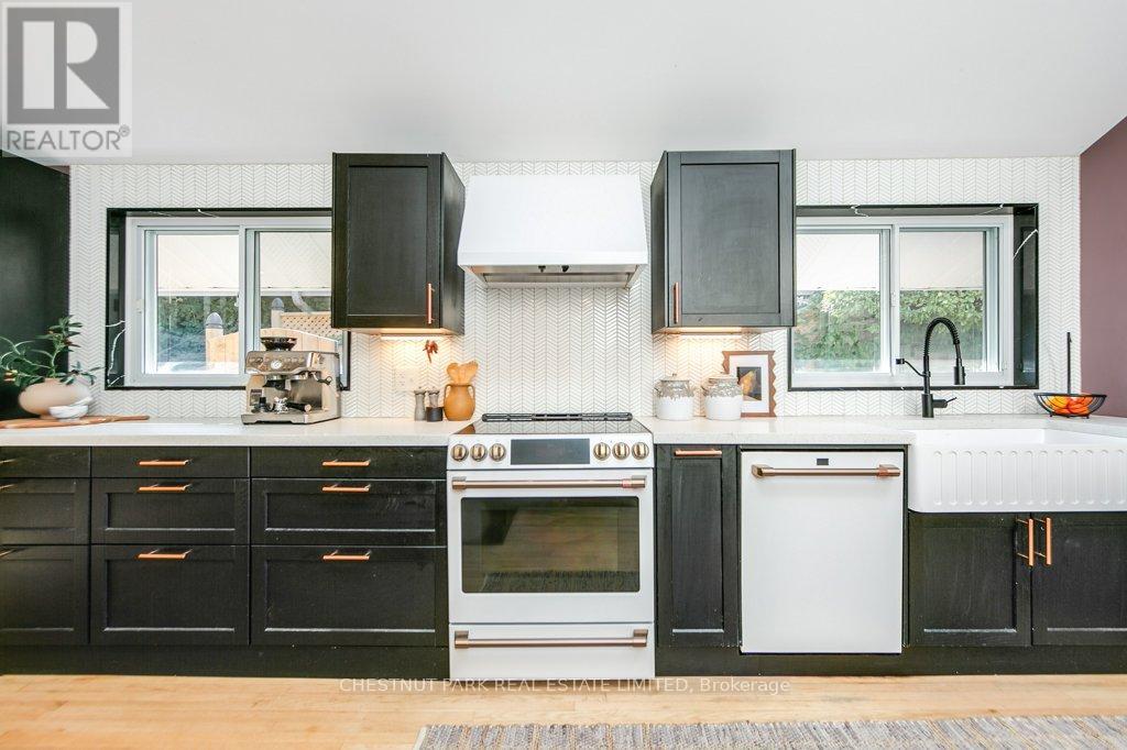 44 Brookridge Drive, Toronto, Ontario  M1P 3M5 - Photo 9 - E12491016