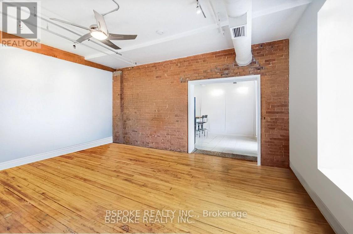 18 - 121 PRESCOTT AVENUE, Toronto, Ontario