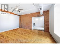 18 - 121 PRESCOTT AVENUE, Toronto, Ontario