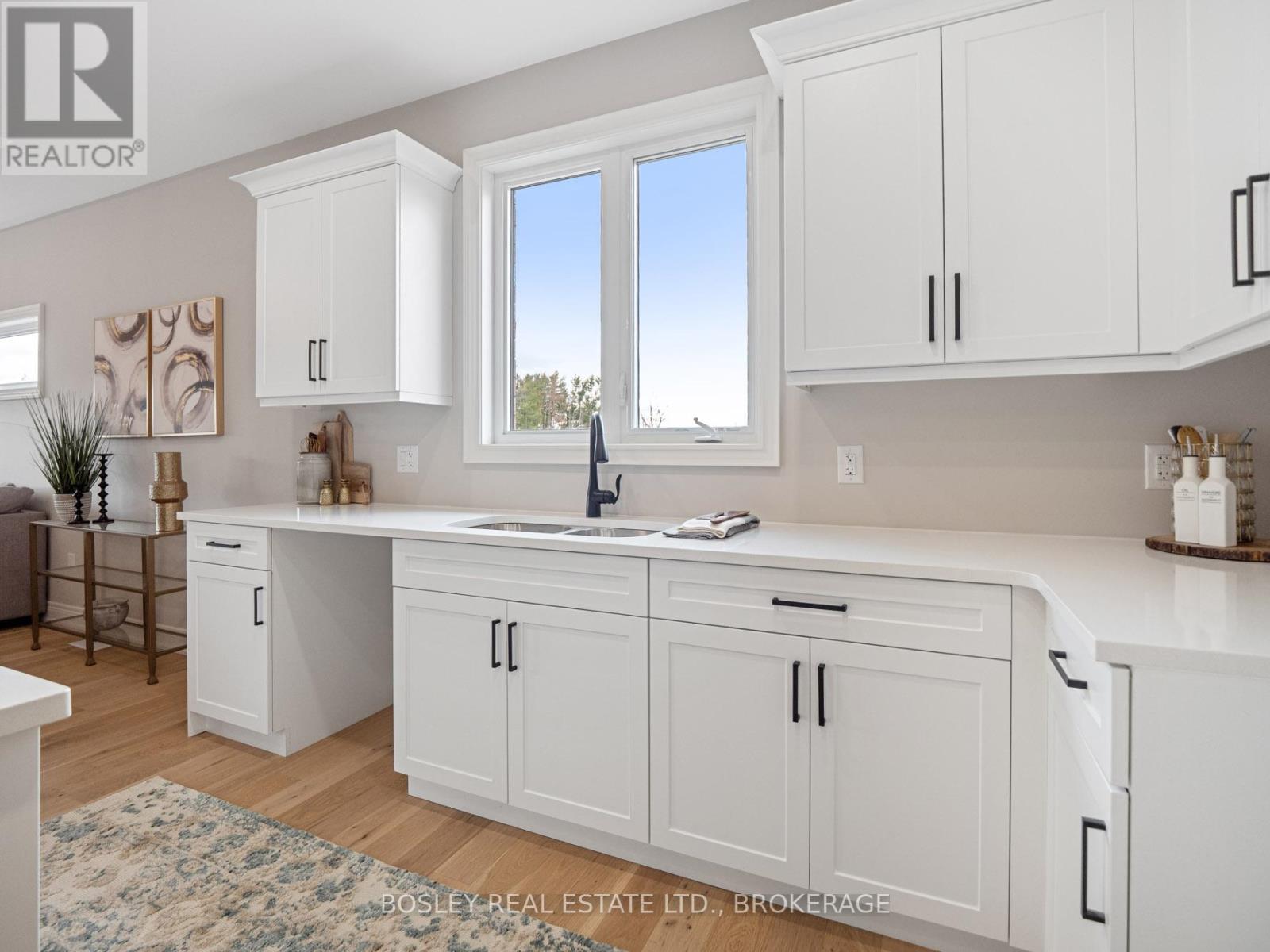 503 Royal Ridge Drive, Fort Erie (Ridgeway), Ontario  L0S 1N0 - Photo 11 - X12491220