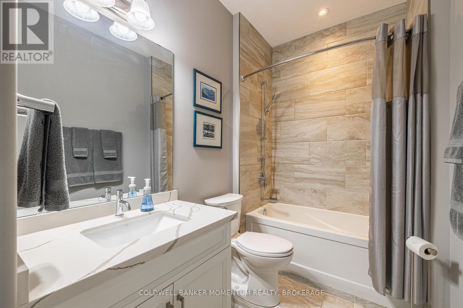 11 Christina Lane, West Lincoln, Ontario  L0R 2A0 - Photo 5 - X12491356