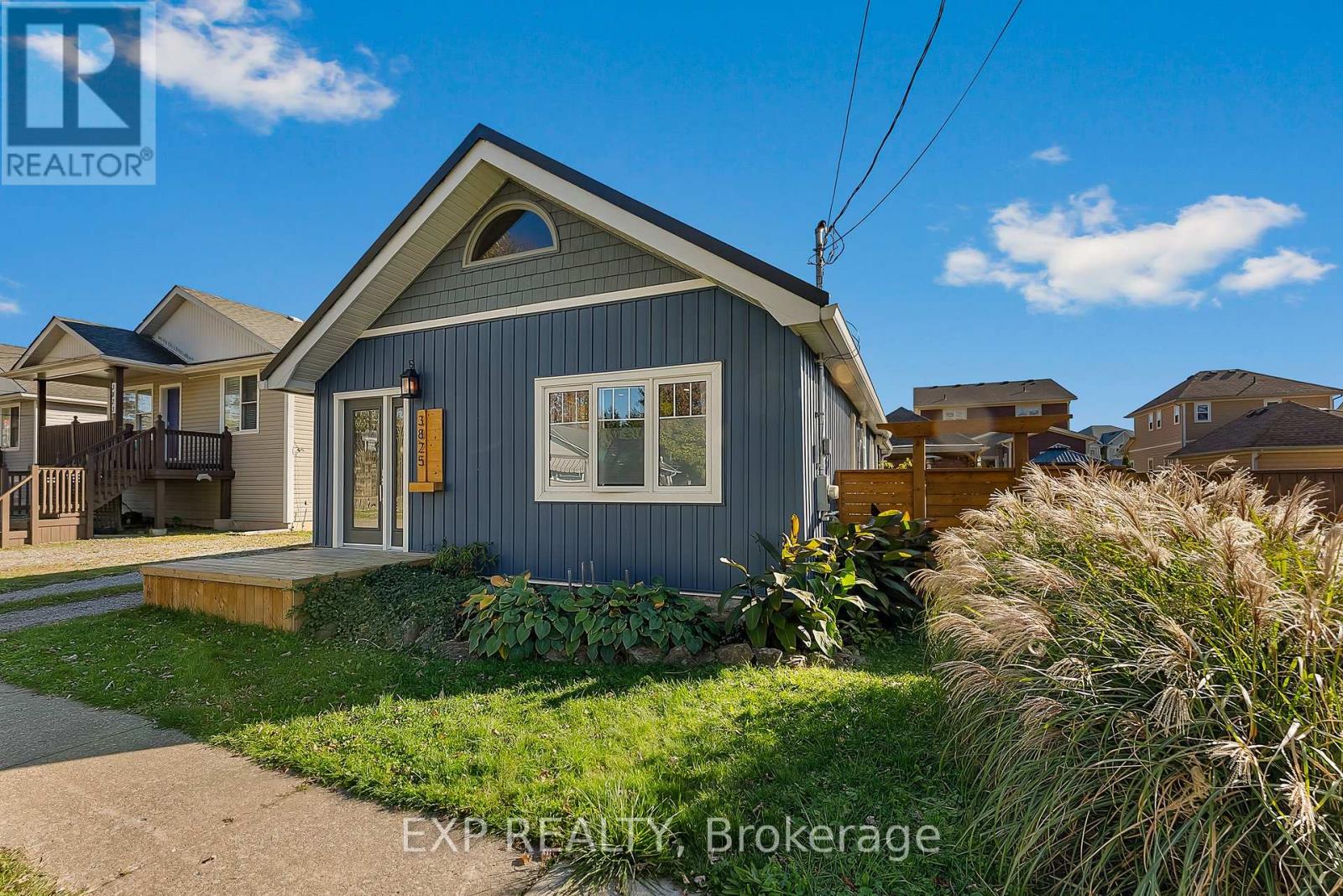 3825 Graeber Avenue, Fort Erie (Crystal Beach), Ontario  L0S 1B0 - Photo 4 - X12491392