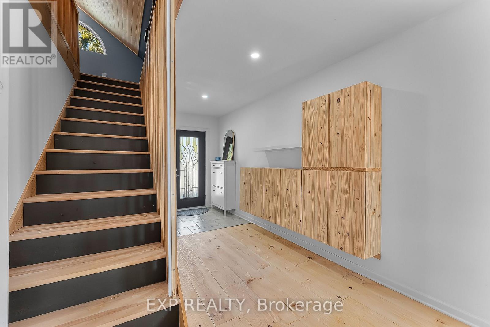 3825 Graeber Avenue, Fort Erie (Crystal Beach), Ontario  L0S 1B0 - Photo 9 - X12491392