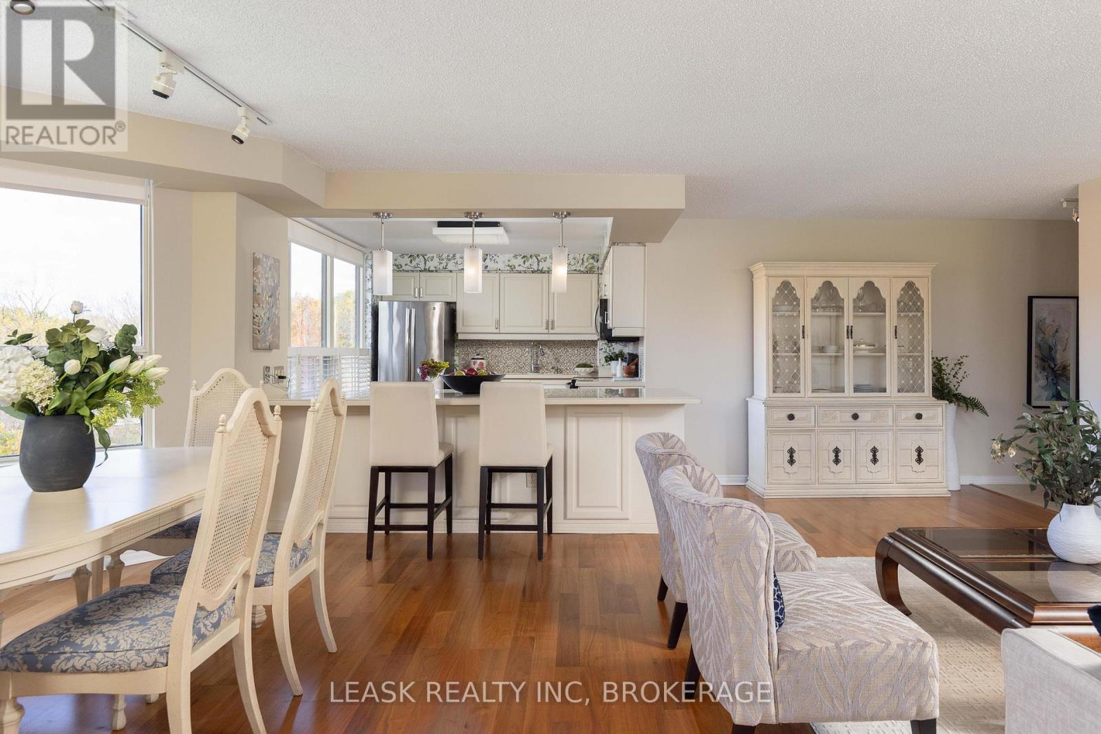 303 - 3 Towering Heights Boulevard, St. Catharines (Glendale/glenridge), Ontario  L2T 4A4 - Photo 6 - X12491400