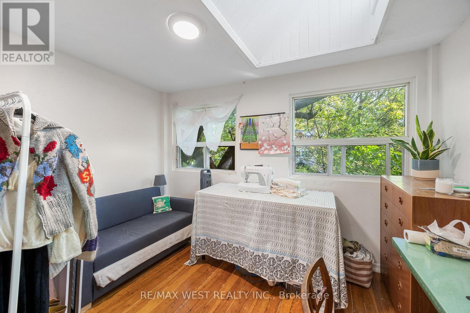 935 Bathurst Street, Toronto, Ontario  M5R 3G4 - Photo 33 - C12486768