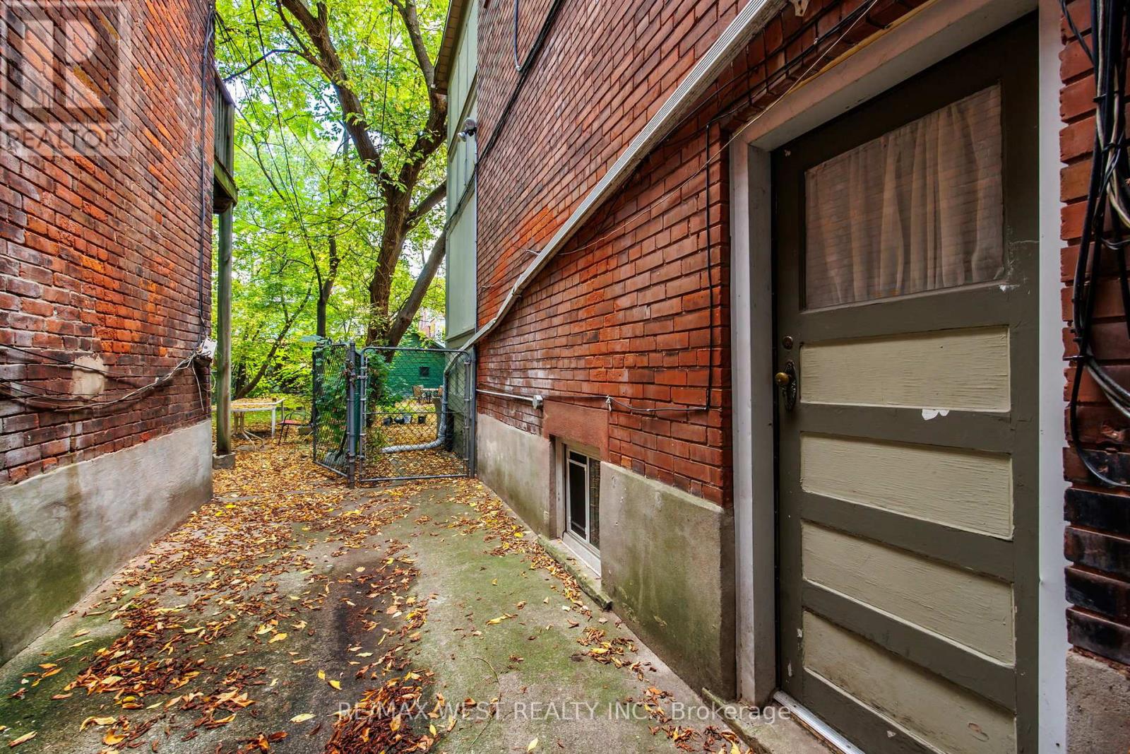 935 Bathurst Street, Toronto, Ontario  M5R 3G4 - Photo 45 - C12486768