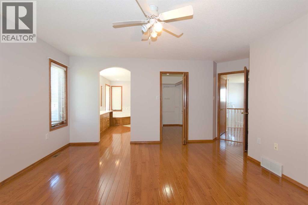 35 Park Meadows Place Se, Medicine Hat, Alberta  T1B 4C4 - Photo 27 - A2248230