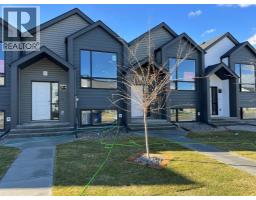 2932 47 Street S Discovery