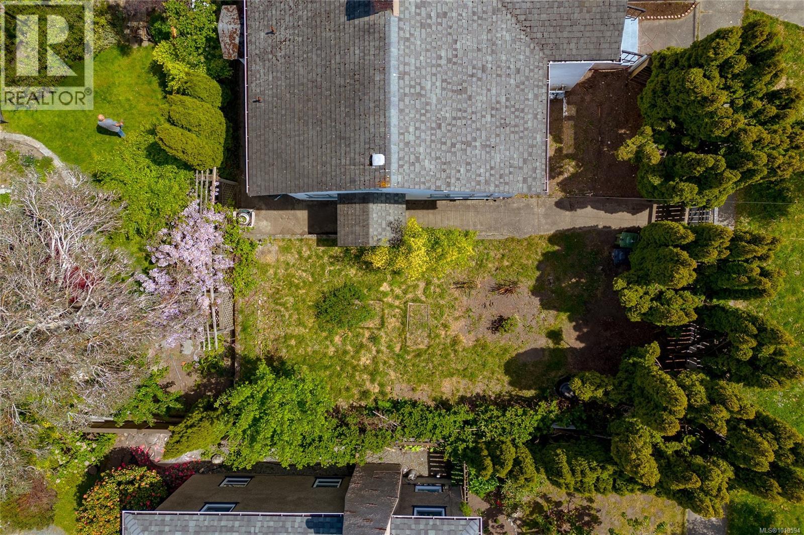 1060+1062 Queens Ave, Victoria, British Columbia  V8T 1M8 - Photo 38 - 1018594