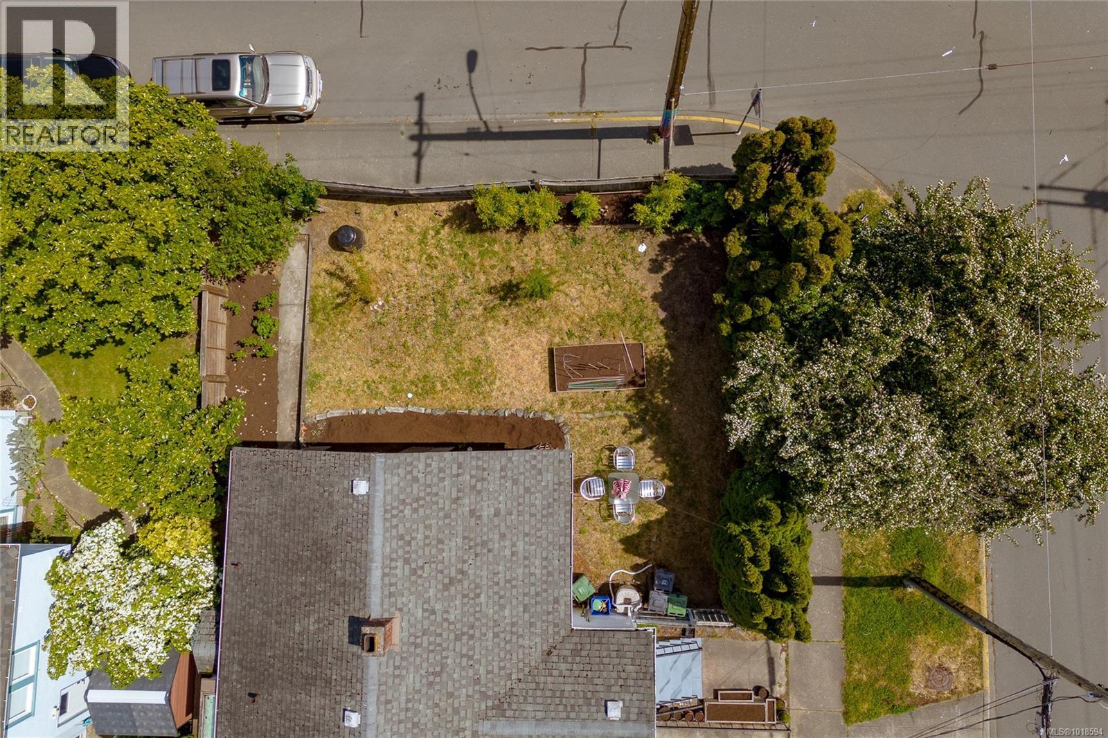 1060+1062 Queens Ave, Victoria, British Columbia  V8T 1M8 - Photo 37 - 1018594