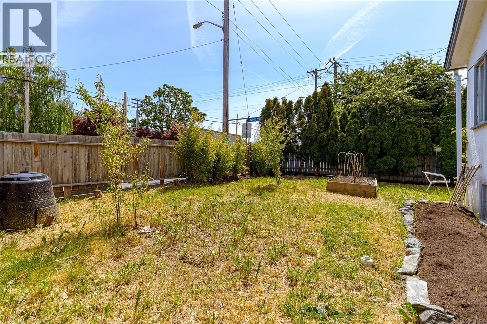 1060+1062 Queens Ave, Victoria, British Columbia  V8T 1M8 - Photo 32 - 1018594