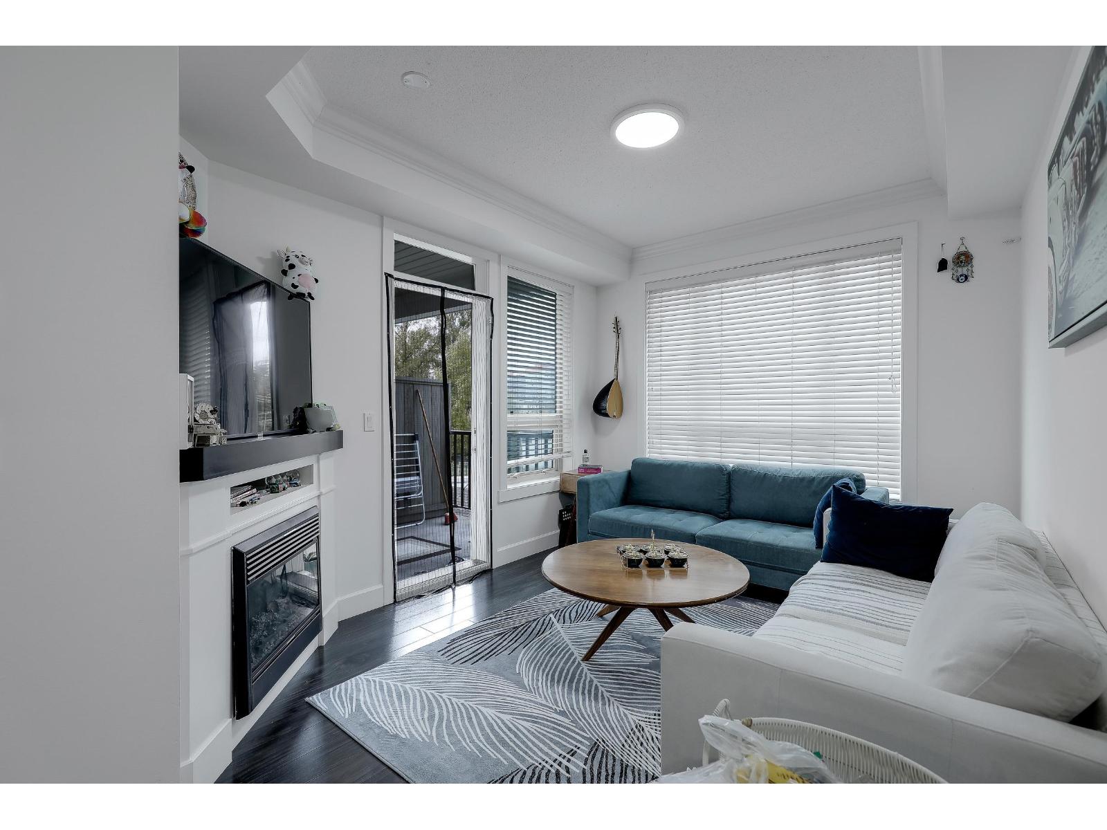 204 13897 Fraser Highway, Surrey, British Columbia  V3T 0G8 - Photo 2 - R3063251