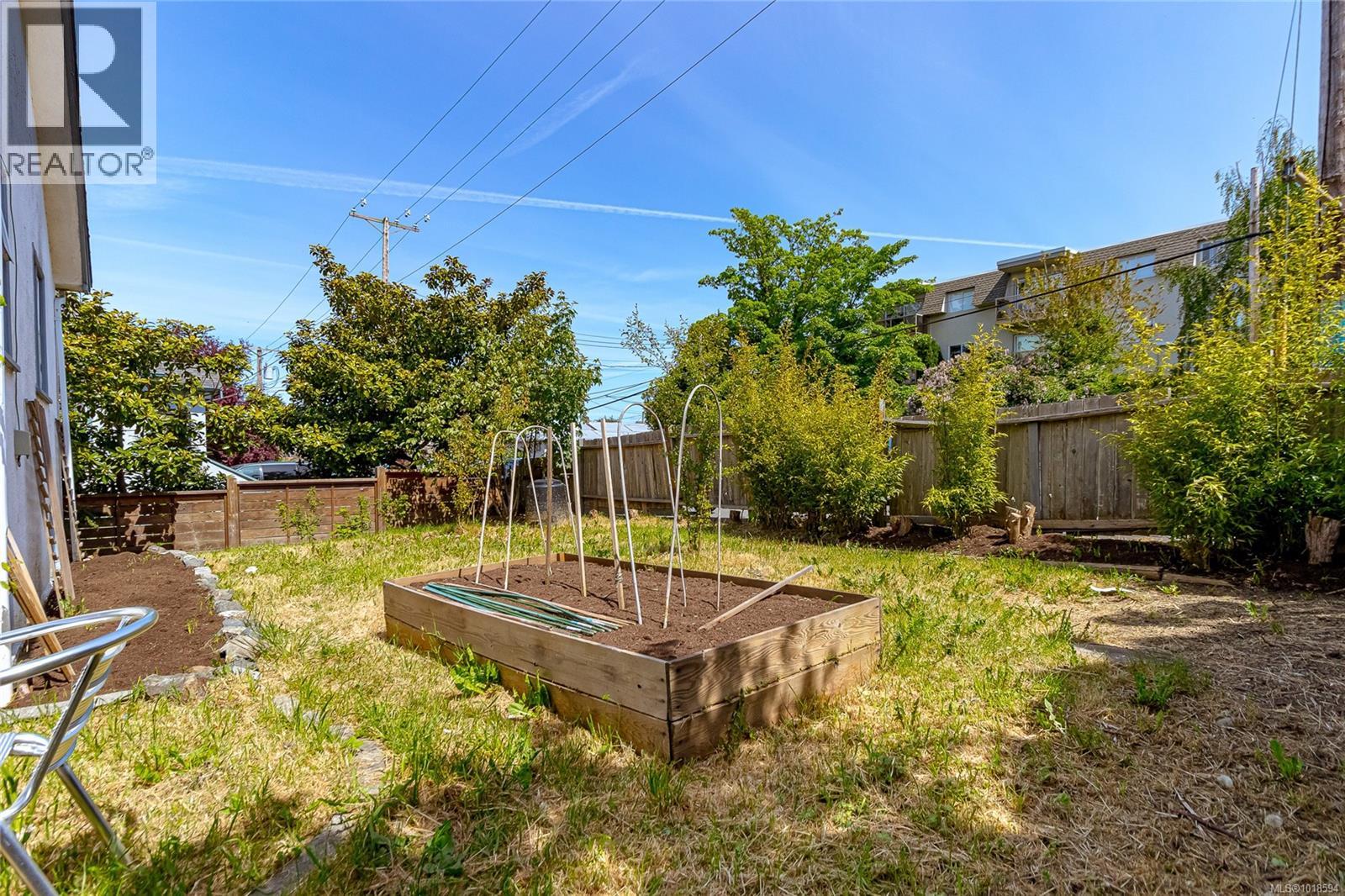 1060+1062 Queens Ave, Victoria, British Columbia  V8T 1M8 - Photo 35 - 1018594