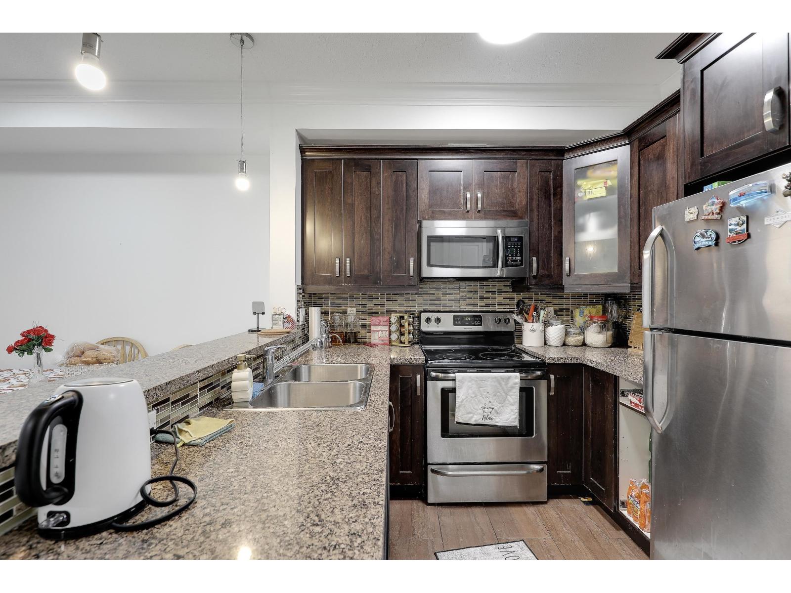 204 13897 Fraser Highway, Surrey, British Columbia  V3T 0G8 - Photo 10 - R3063251