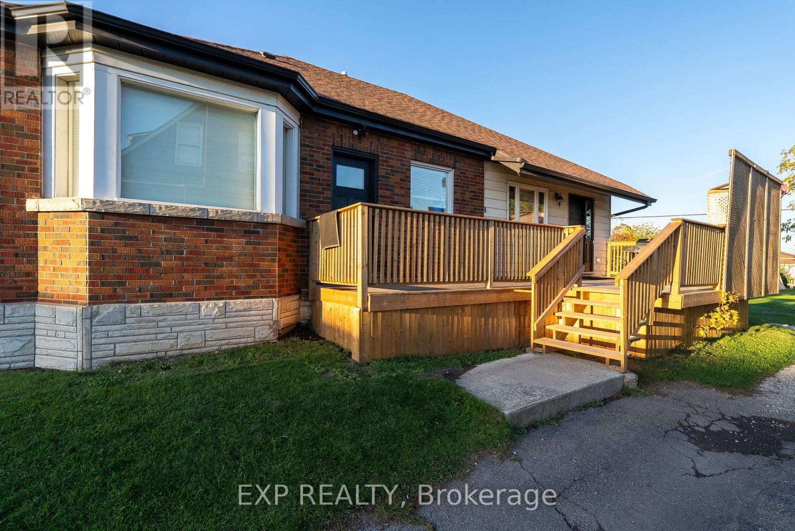 801 Ritson Road S, Oshawa, Ontario  L1H 5L3 - Photo 5 - E12491192