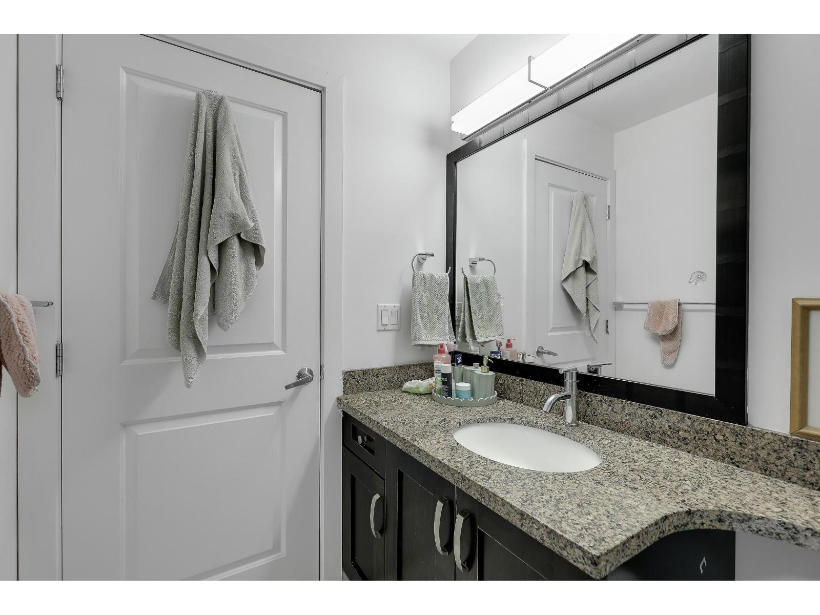 204 13897 Fraser Highway, Surrey, British Columbia  V3T 0G8 - Photo 18 - R3063251