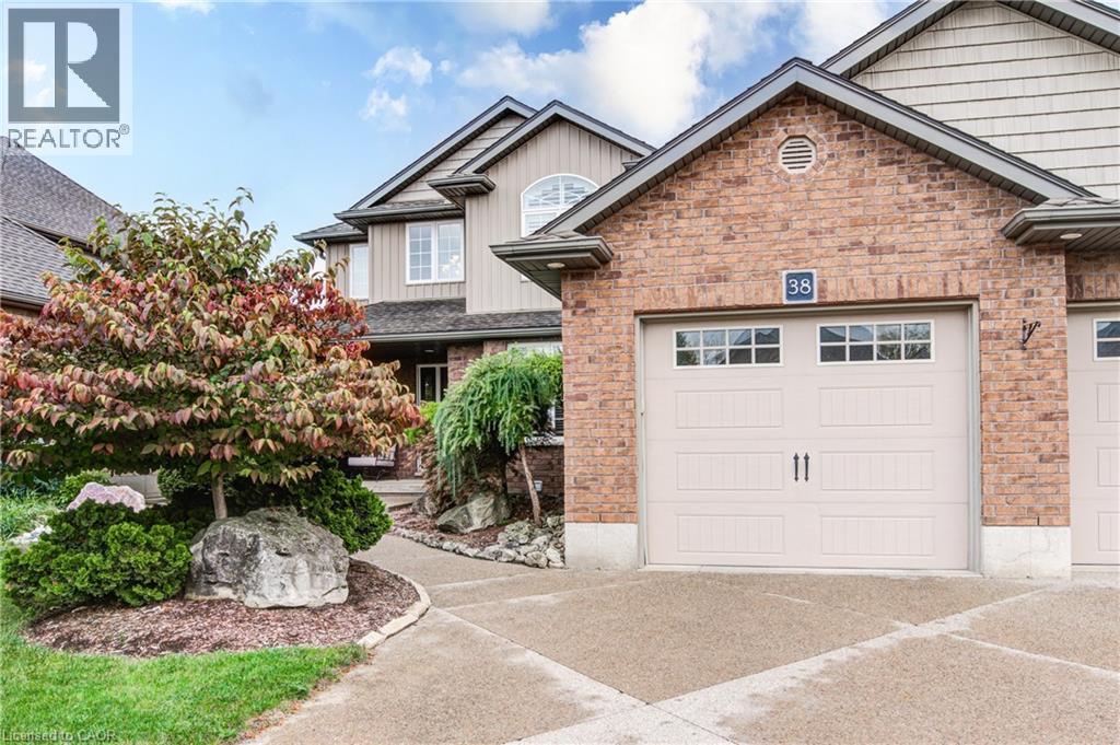 38 Westview Court, Woodstock, Ontario  N4T 0B8 - Photo 3 - 40772656