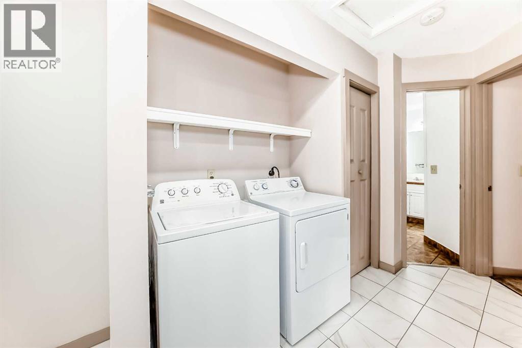 246 Berwick Drive Nw, Calgary, Alberta  T3K 1P5 - Photo 8 - A2254102