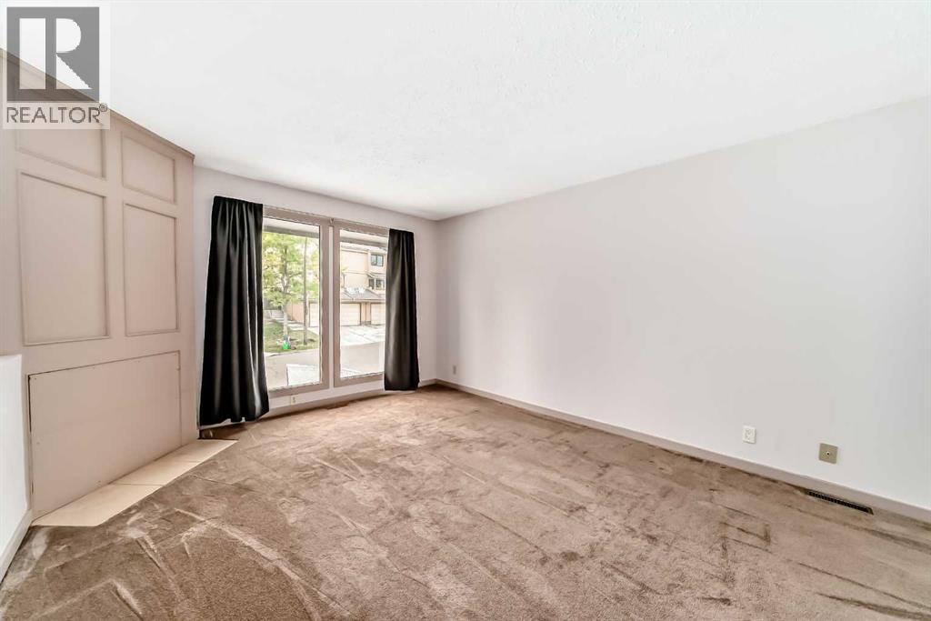 246 Berwick Drive Nw, Calgary, Alberta  T3K 1P5 - Photo 23 - A2254102