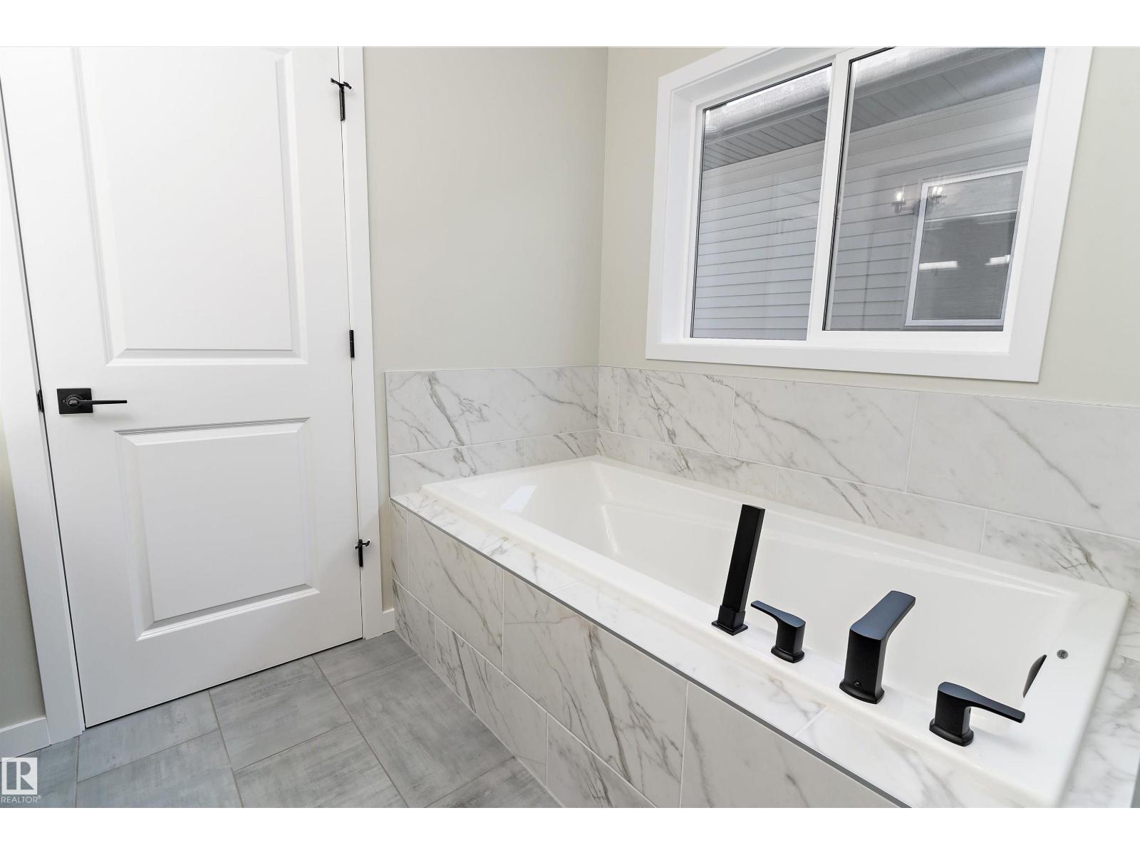 4777 Kinney Rd Sw, Edmonton, Alberta  T6W 5G4 - Photo 25 - E4463120