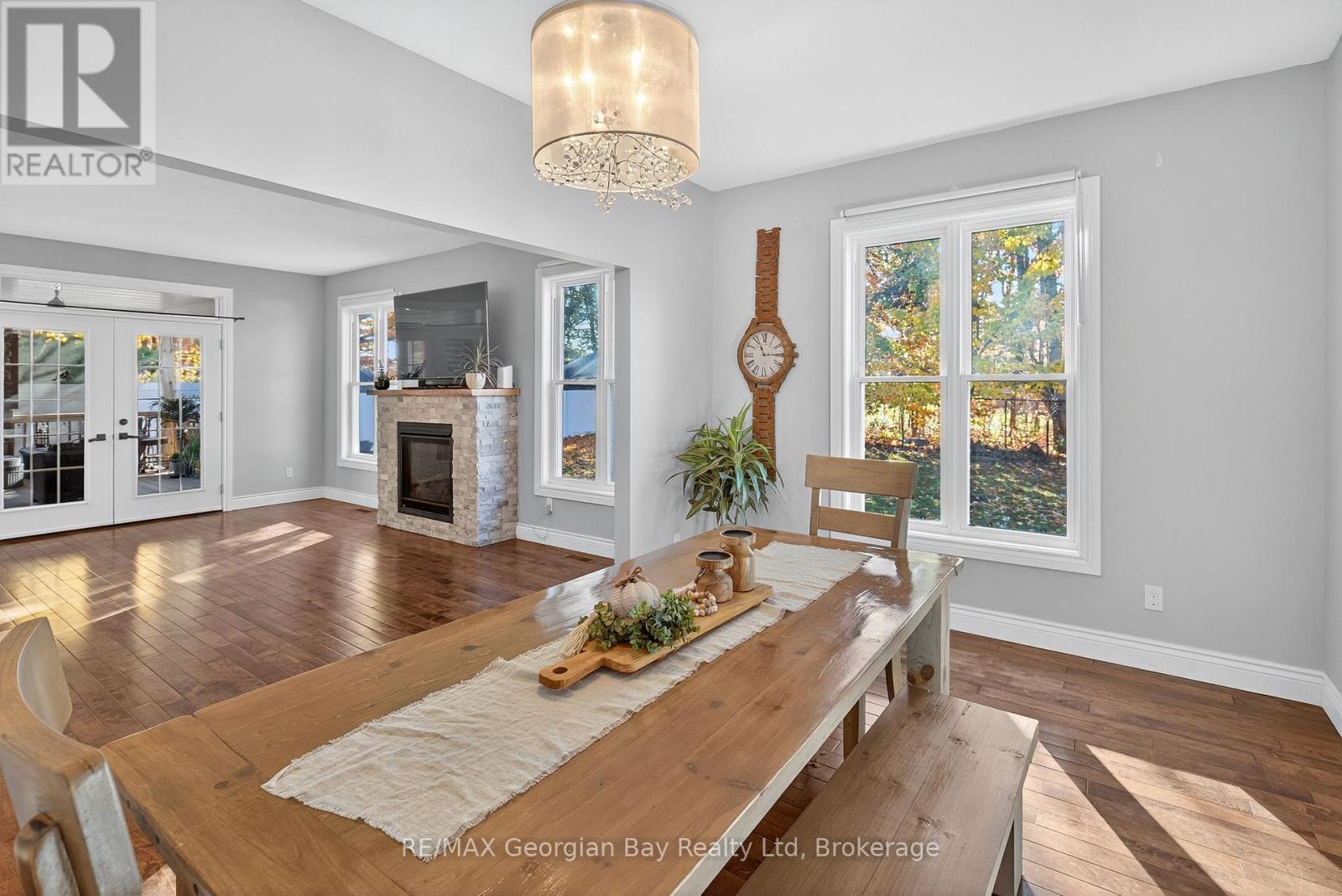 64 Broad Street, Penetanguishene, Ontario  L9M 1G4 - Photo 21 - S12491394