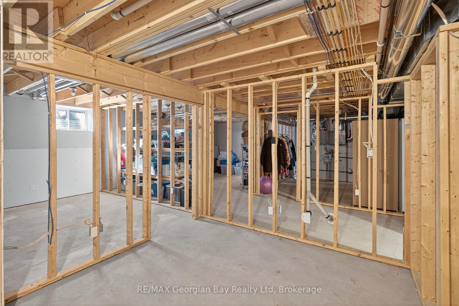 64 Broad Street, Penetanguishene, Ontario  L9M 1G4 - Photo 26 - S12491394