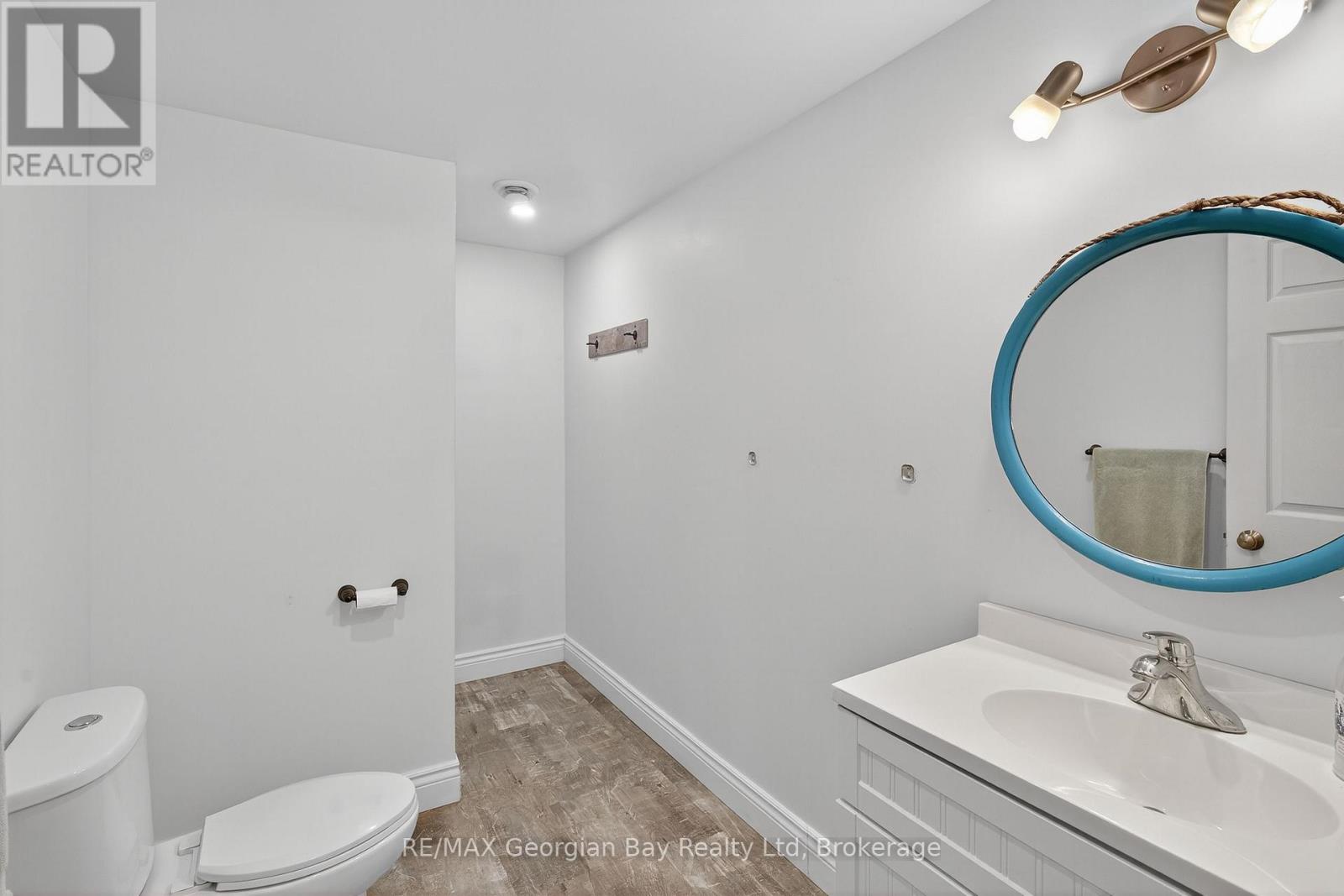 64 Broad Street, Penetanguishene, Ontario  L9M 1G4 - Photo 27 - S12491394