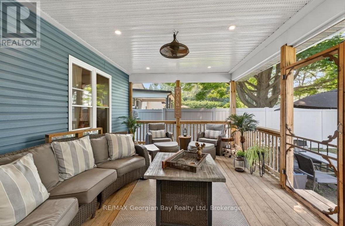 64 Broad Street, Penetanguishene, Ontario  L9M 1G4 - Photo 29 - S12491394