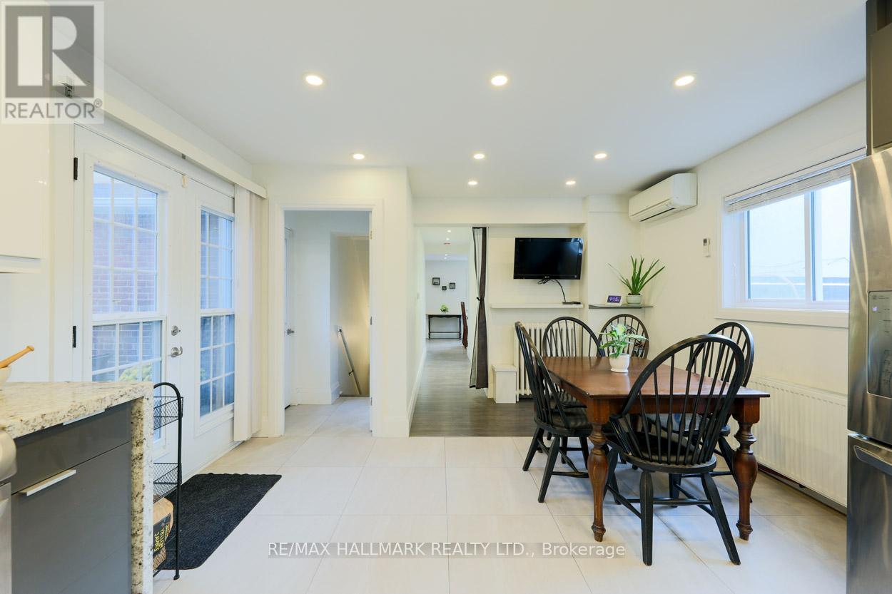 110 Lakeside Avenue, Toronto, Ontario  M1N 3C1 - Photo 11 - E12471356