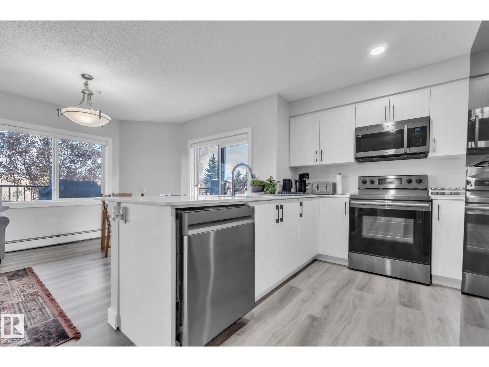 #105 11511 27 Av Nw, Edmonton, Alberta T6J 7J8 - Photo 4 - E4463141